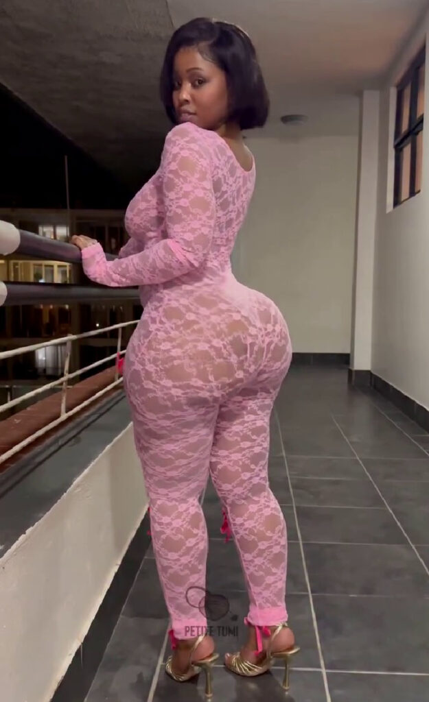 Tumi