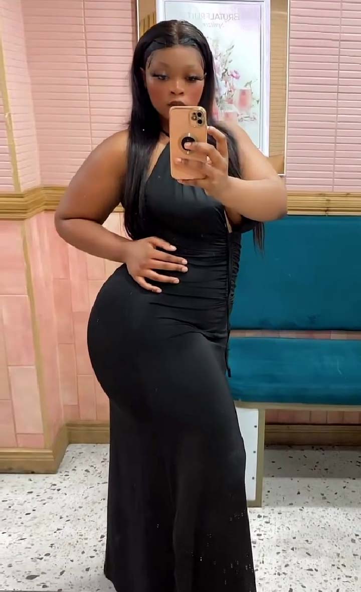 Thandokazi Curvy Instagram Model from South Africa