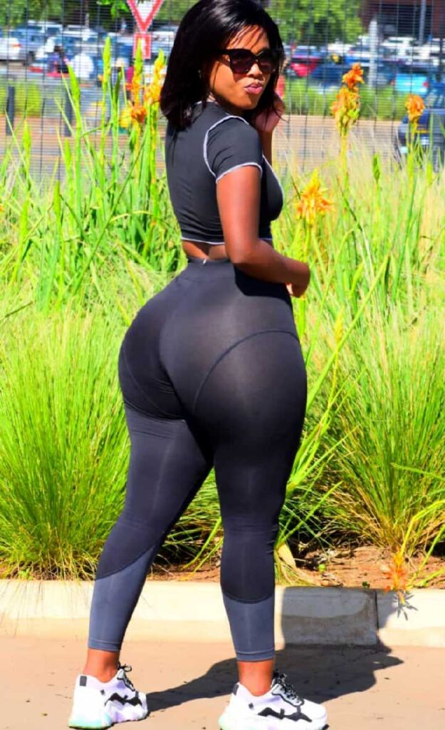 Curvy African Model